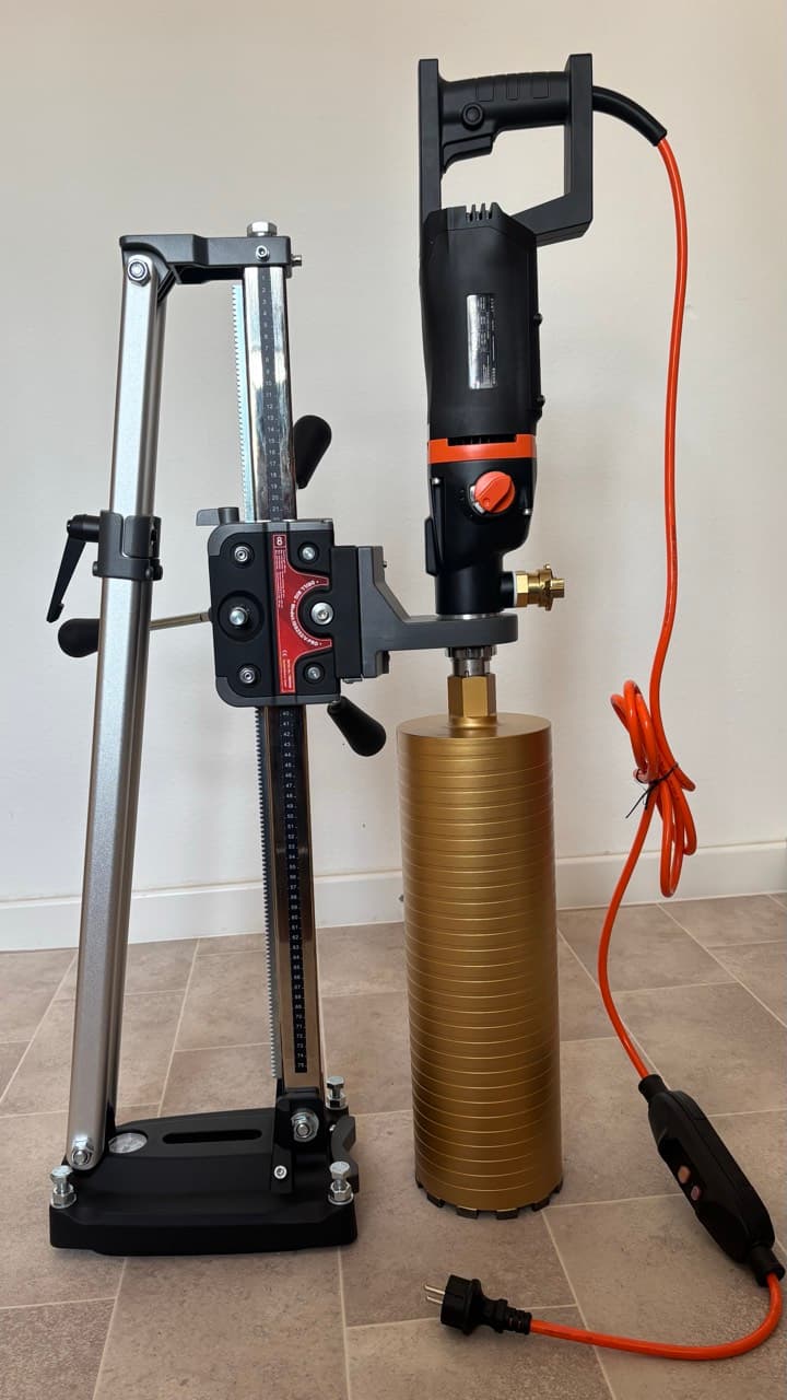 Kernbohrgerät Kernbohrmaschine Diamantbohrer mieten 3