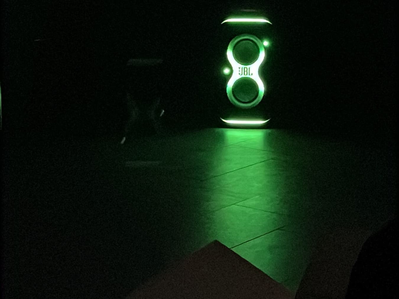JBL Club 120 Musikbox PartyBox 2